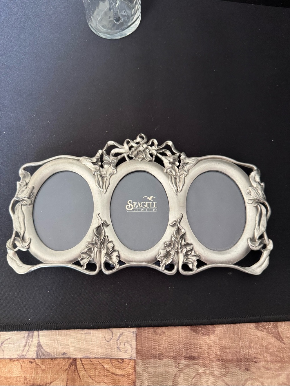 Pewter-Tone Triple Oval Picture Frame - Silver